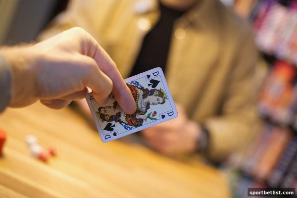 体育投注网站真人桌游：解锁预测与判断技巧的策略宝典